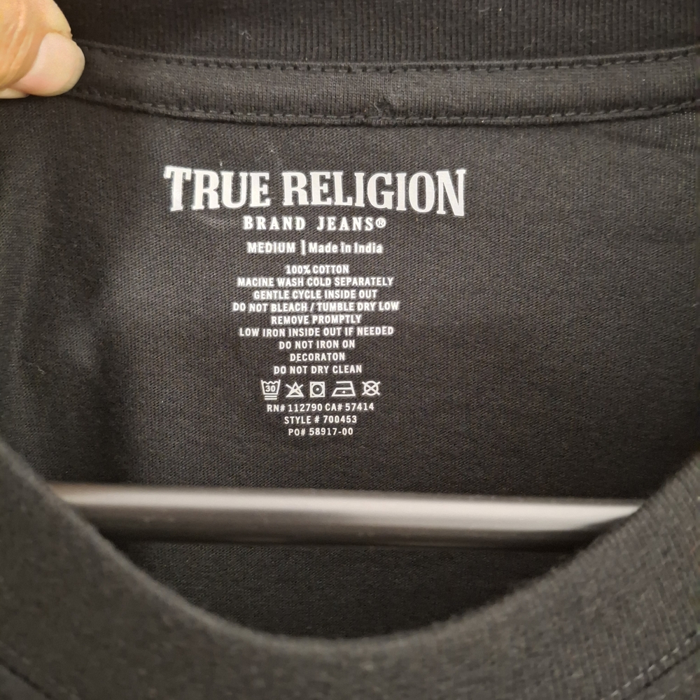 💋True Religion Black Graphic T-Shirt for Men💋 - Picture 2 of 5